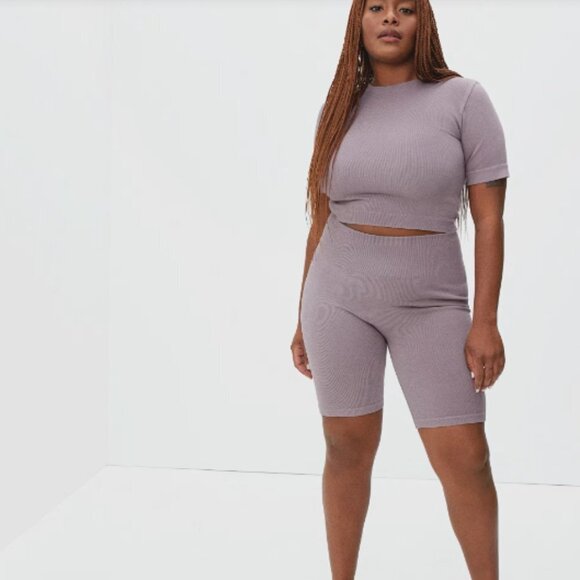 NEW Everlane The Seamless High Rise Ribbed Bike Short